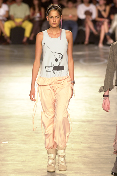desfile-carlotajoakina-inverno2002spfw-116
