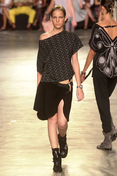 desfile-carlotajoakina-inverno2002spfw-124