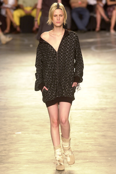 desfile-carlotajoakina-inverno2002spfw-128