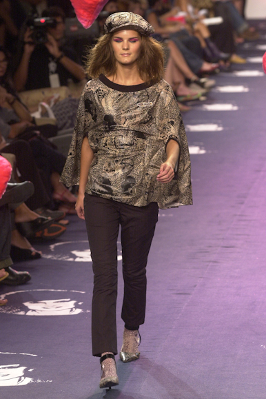 desfile-cavalera-inverno2002spfw-136