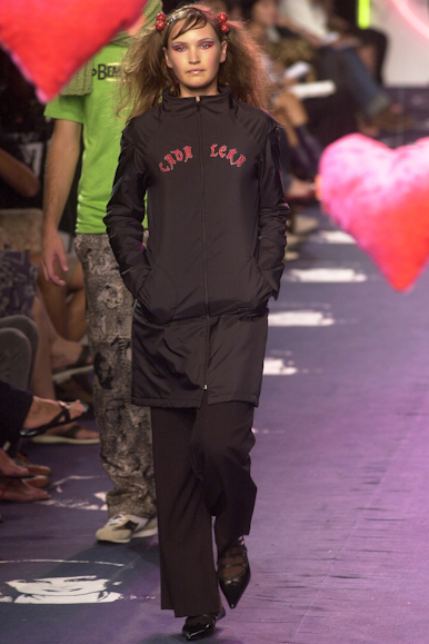 desfile-cavalera-inverno2002spfw-138
