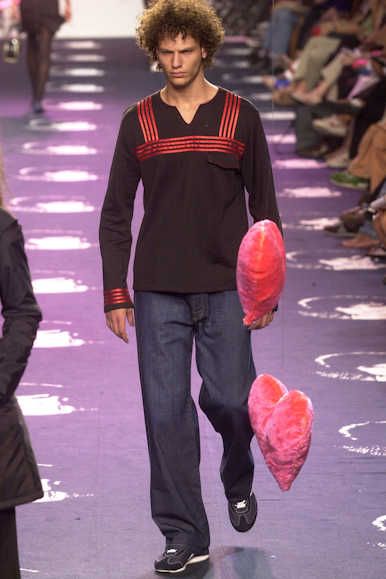 desfile-cavalera-inverno2002spfw-139