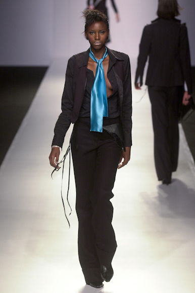 desfile-equilibrio-inverno2002spfw-137