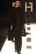 desfile-fausehaten-inverno2002spfw-100