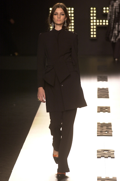 desfile-fausehaten-inverno2002spfw-101