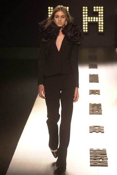 desfile-fausehaten-inverno2002spfw-103