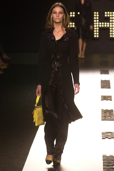 desfile-fausehaten-inverno2002spfw-105