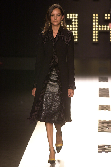 desfile-fausehaten-inverno2002spfw-106