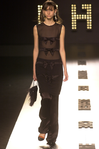 desfile-fausehaten-inverno2002spfw-108