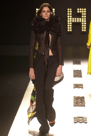 desfile-fausehaten-inverno2002spfw-116