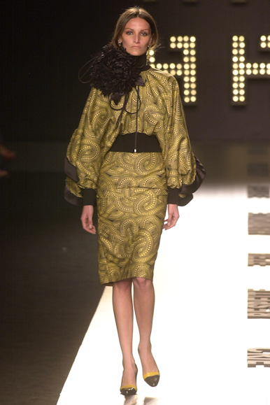 desfile-fausehaten-inverno2002spfw-120