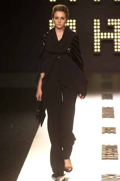 desfile-fausehaten-inverno2002spfw-129