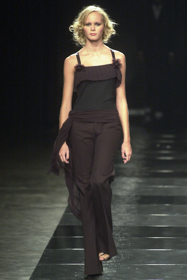 desfile-forum-inverno2002spfw-147