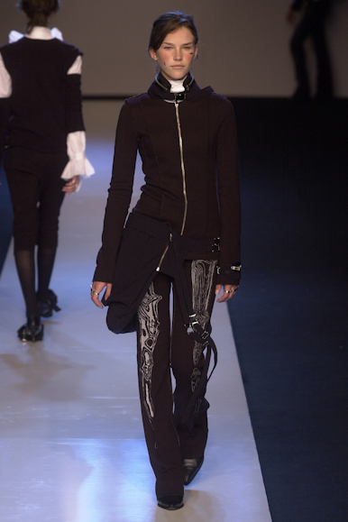 desfile-gloriacoelho-inverno2002spfw-102