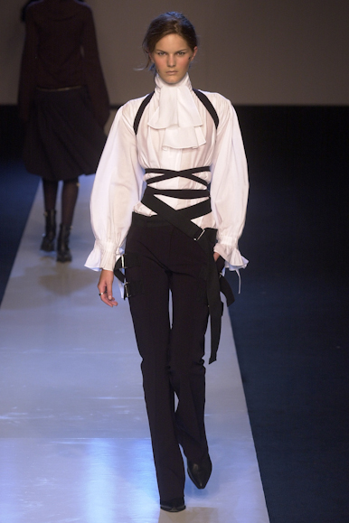 desfile-gloriacoelho-inverno2002spfw-106