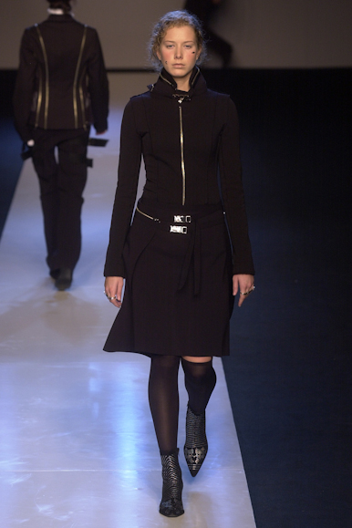 desfile-gloriacoelho-inverno2002spfw-108