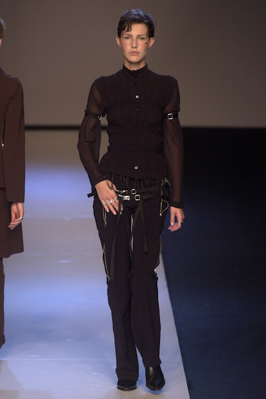 desfile-gloriacoelho-inverno2002spfw-110