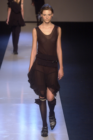 desfile-gloriacoelho-inverno2002spfw-138