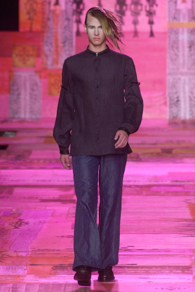 desfile-linovillaventurainverno2002spfw-108
