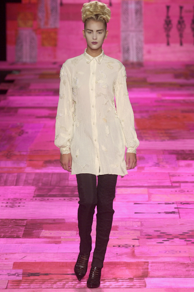 desfile-linovillaventurainverno2002spfw-116