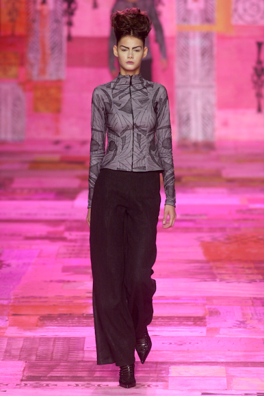desfile-linovillaventurainverno2002spfw-130
