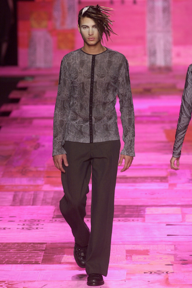 desfile-linovillaventurainverno2002spfw-131
