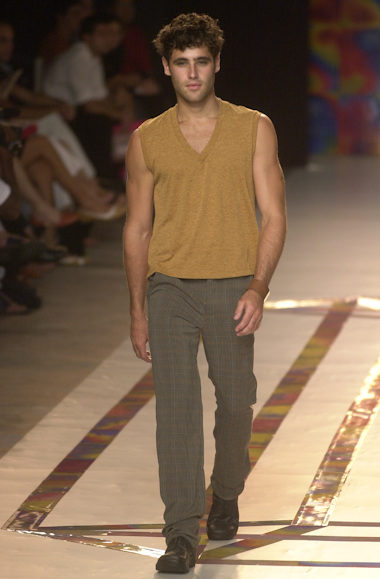 desfile-marioqueiroz-inverno2002spfw-113