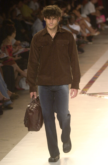 desfile-marioqueiroz-inverno2002spfw-115