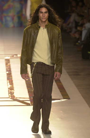 desfile-marioqueiroz-inverno2002spfw-116