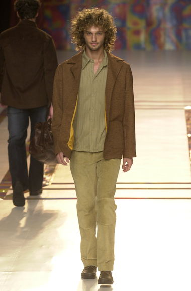 desfile-marioqueiroz-inverno2002spfw-117
