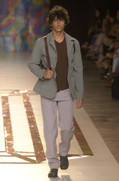 desfile-marioqueiroz-inverno2002spfw-119