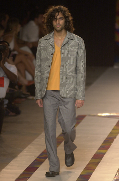 desfile-marioqueiroz-inverno2002spfw-120