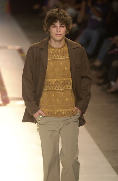 desfile-marioqueiroz-inverno2002spfw-124