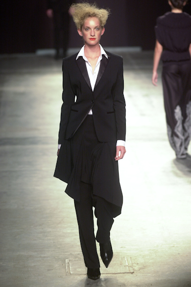 desfile-renatoloureiro-inverno2002spfw-109