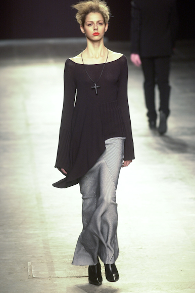 desfile-renatoloureiro-inverno2002spfw-111
