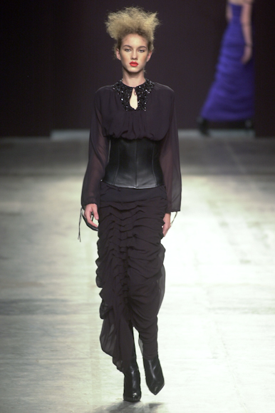 desfile-renatoloureiro-inverno2002spfw-119