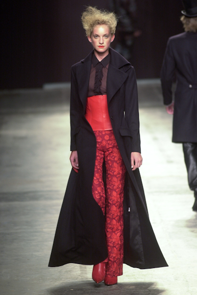 desfile-renatoloureiro-inverno2002spfw-130
