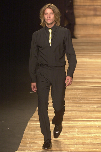 desfile-ricardoalmeida-inverno2002spfw-121