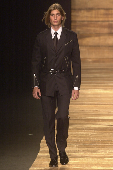 desfile-ricardoalmeida-inverno2002spfw-129