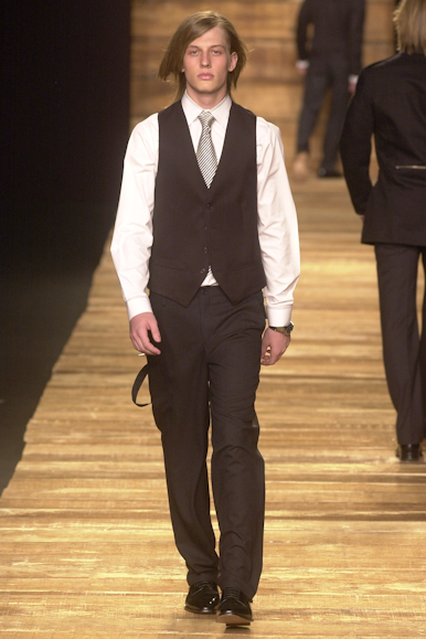 desfile-ricardoalmeida-inverno2002spfw-130