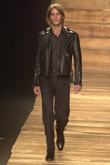desfile-ricardoalmeida-inverno2002spfw-137