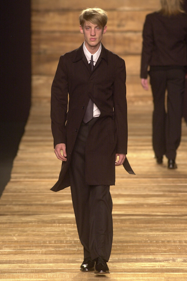 desfile-ricardoalmeida-inverno2002spfw-141