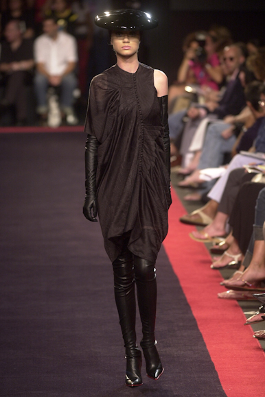 desfile-walterffw.com.br-inverno2002spfw-106