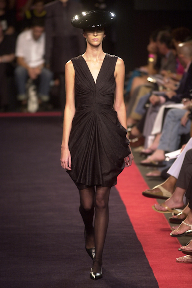 desfile-walterffw.com.br-inverno2002spfw-107