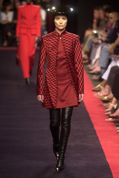 desfile-walterffw.com.br-inverno2002spfw-110