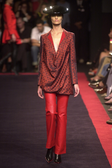desfile-walterffw.com.br-inverno2002spfw-112