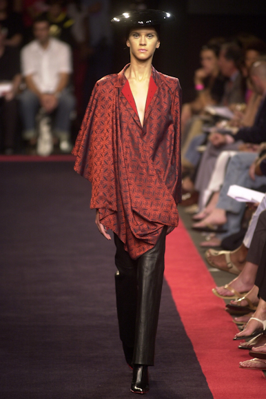 desfile-walterffw.com.br-inverno2002spfw-118