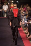 desfile-walterffw.com.br-inverno2002spfw-124