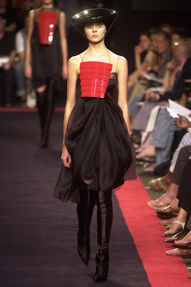 desfile-walterffw.com.br-inverno2002spfw-125