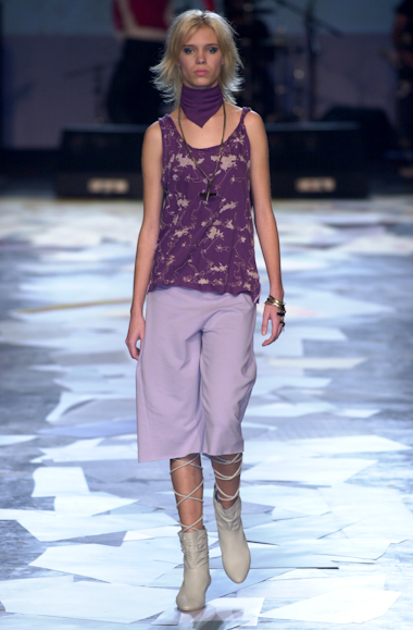 desfile-carlotajoakina-saopauloverao2003rtw-101